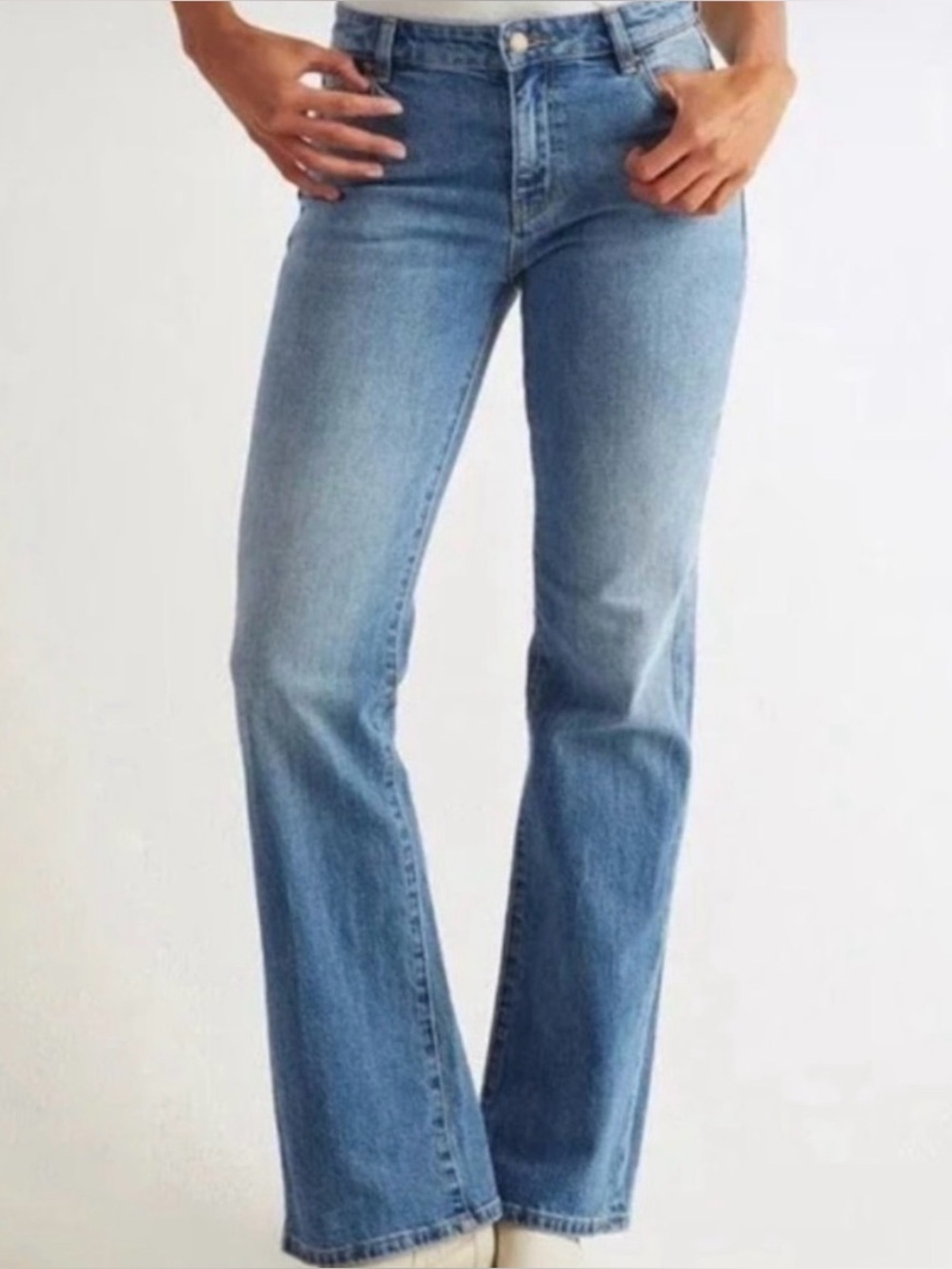 Rollas Dallas Low Rise Bootcut Slim Jeans